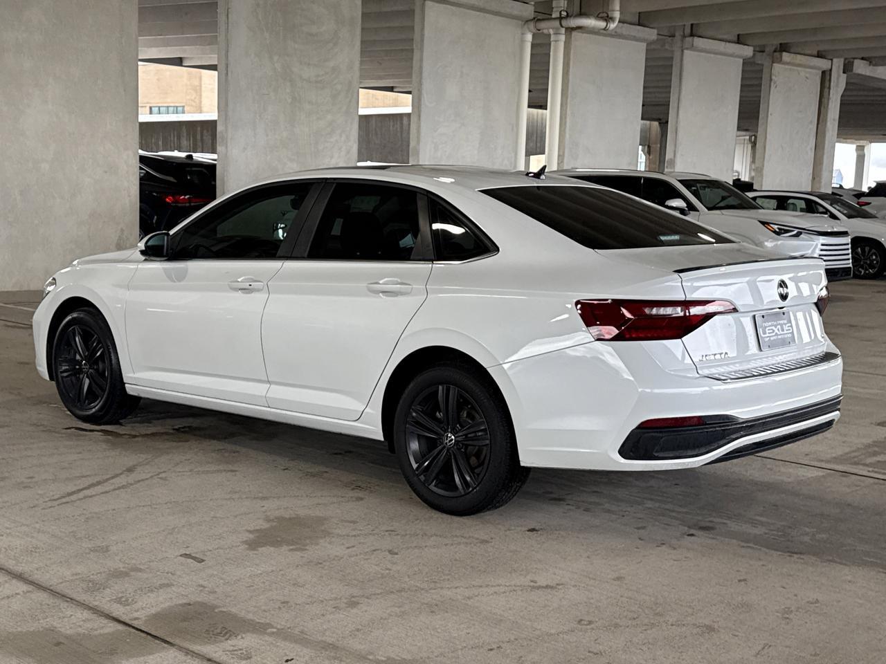 2024 Volkswagen Jetta SE