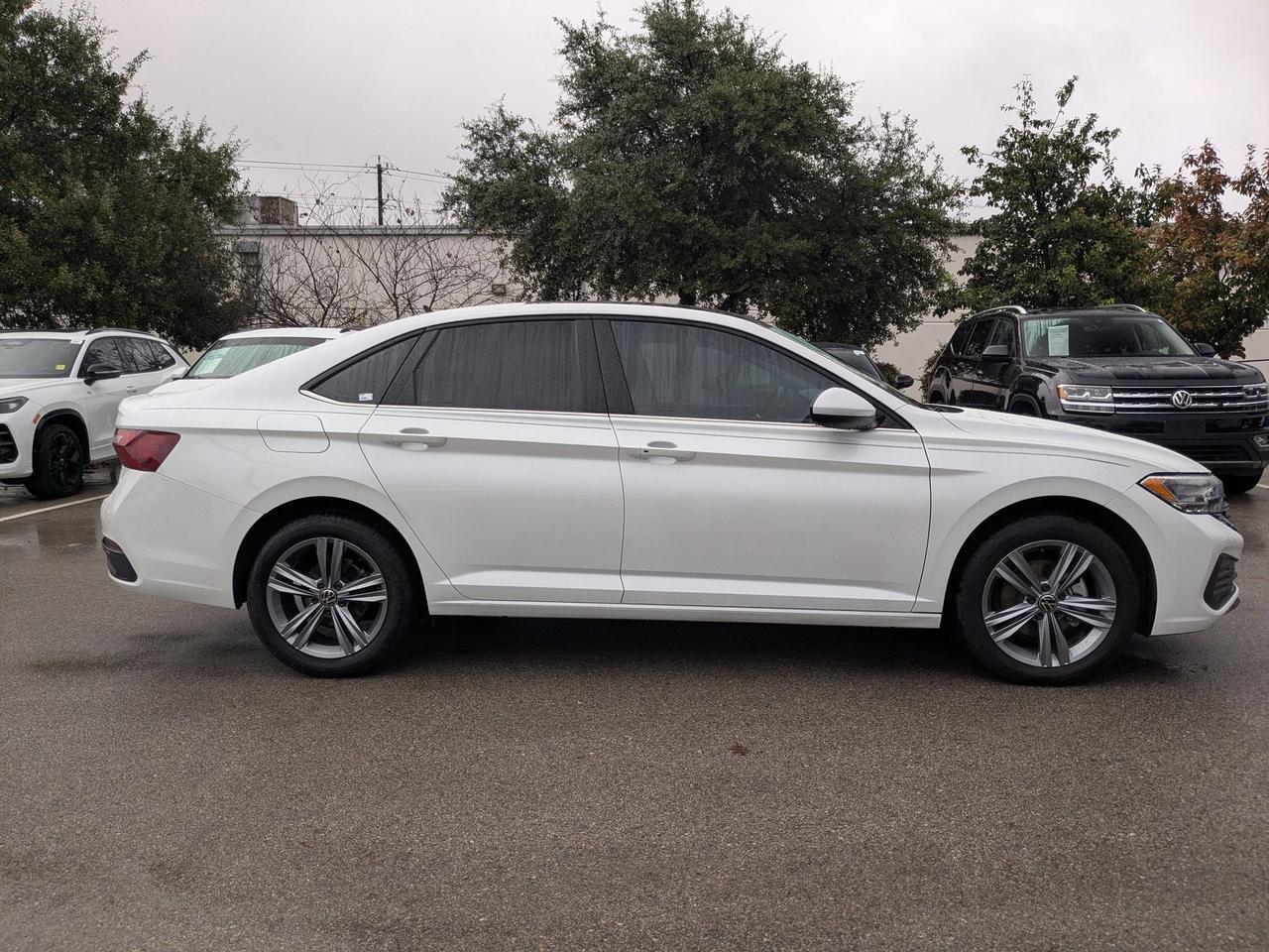 2024 Volkswagen Jetta SE