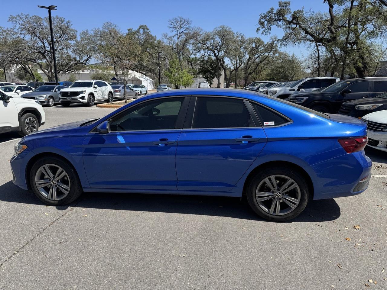 2024 Volkswagen Jetta SE