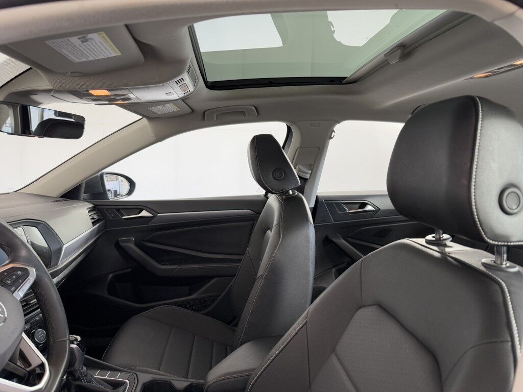 2024 Volkswagen Jetta SE w/Panoramic Sunroof Maumee OH