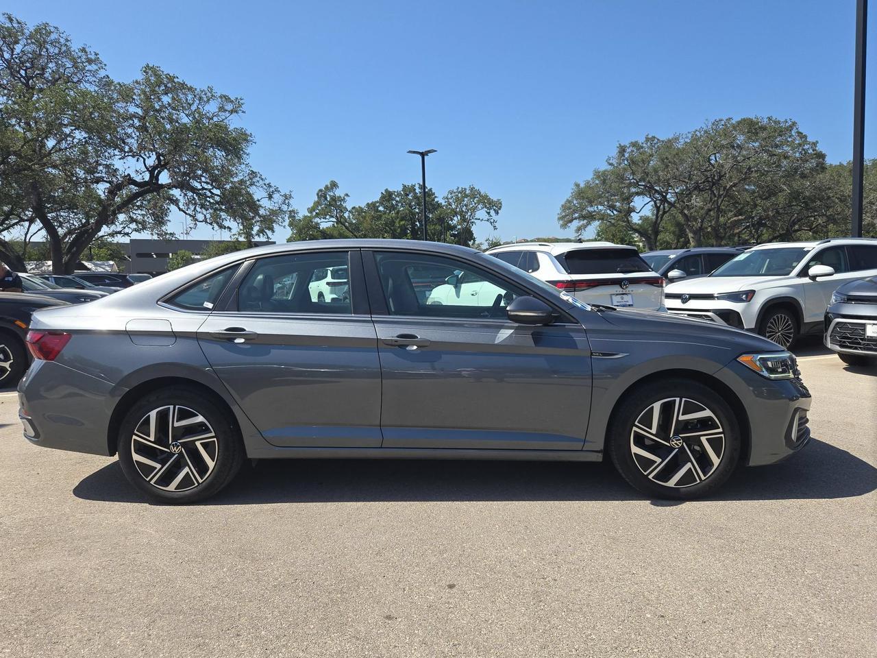 2024 Volkswagen Jetta SEL