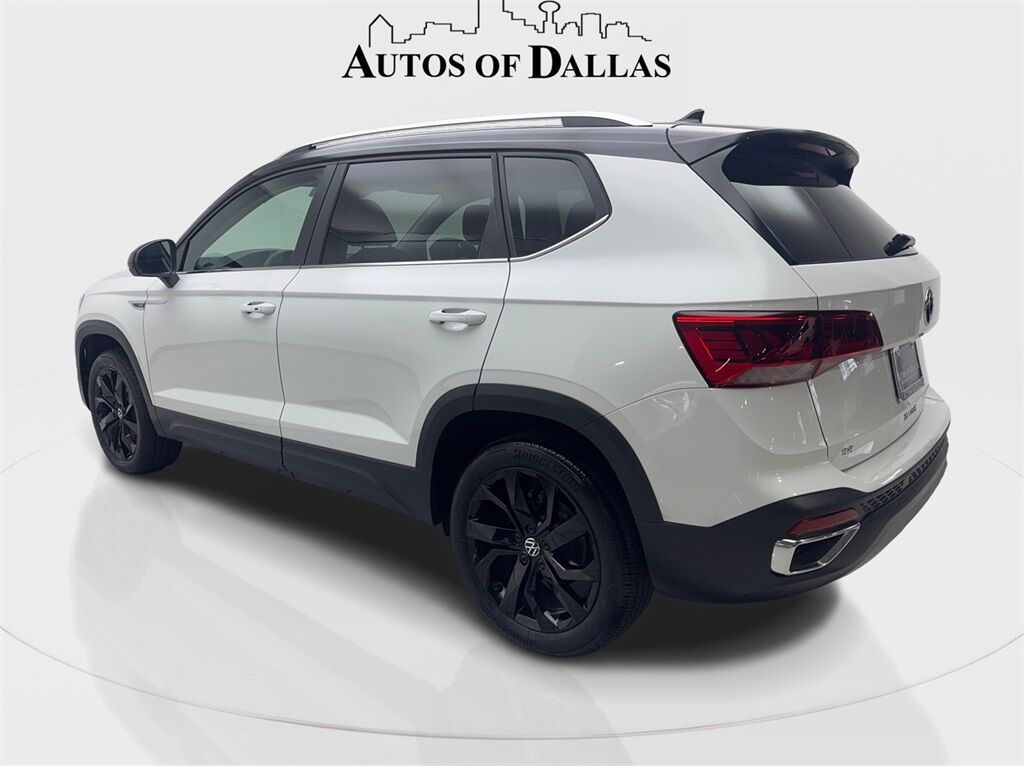 2024 Volkswagen Taos 1.5T SE CAM,PANO,HTD STS,BLIND SPOT,18&quot; WLS Irving TX