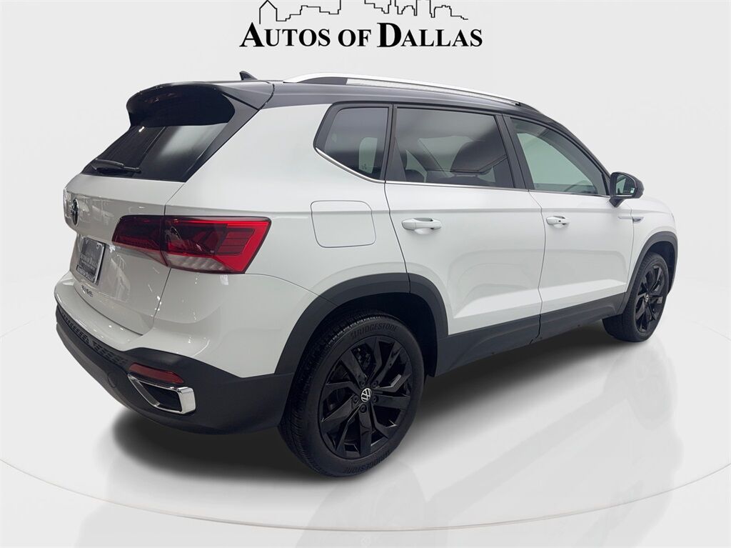 2024 Volkswagen Taos 1.5T SE CAM,PANO,HTD STS,BLIND SPOT,18&quot; WLS Irving TX
