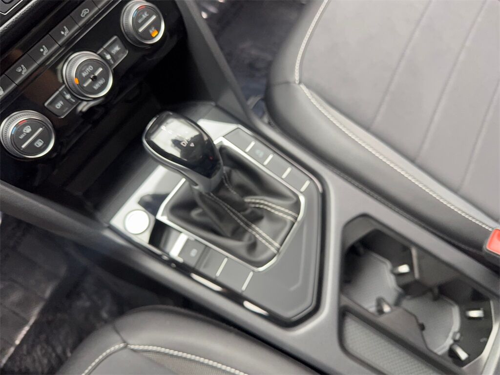2024 Volkswagen Taos 1.5T SE CAM,PANO,HTD STS,BLIND SPOT,18&quot; WLS Irving TX