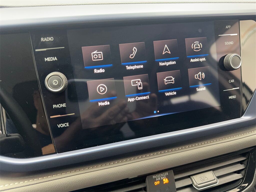 2024 Volkswagen Taos 1.5T SE CAM,PANO,HTD STS,BLIND SPOT,18&quot; WLS Irving TX