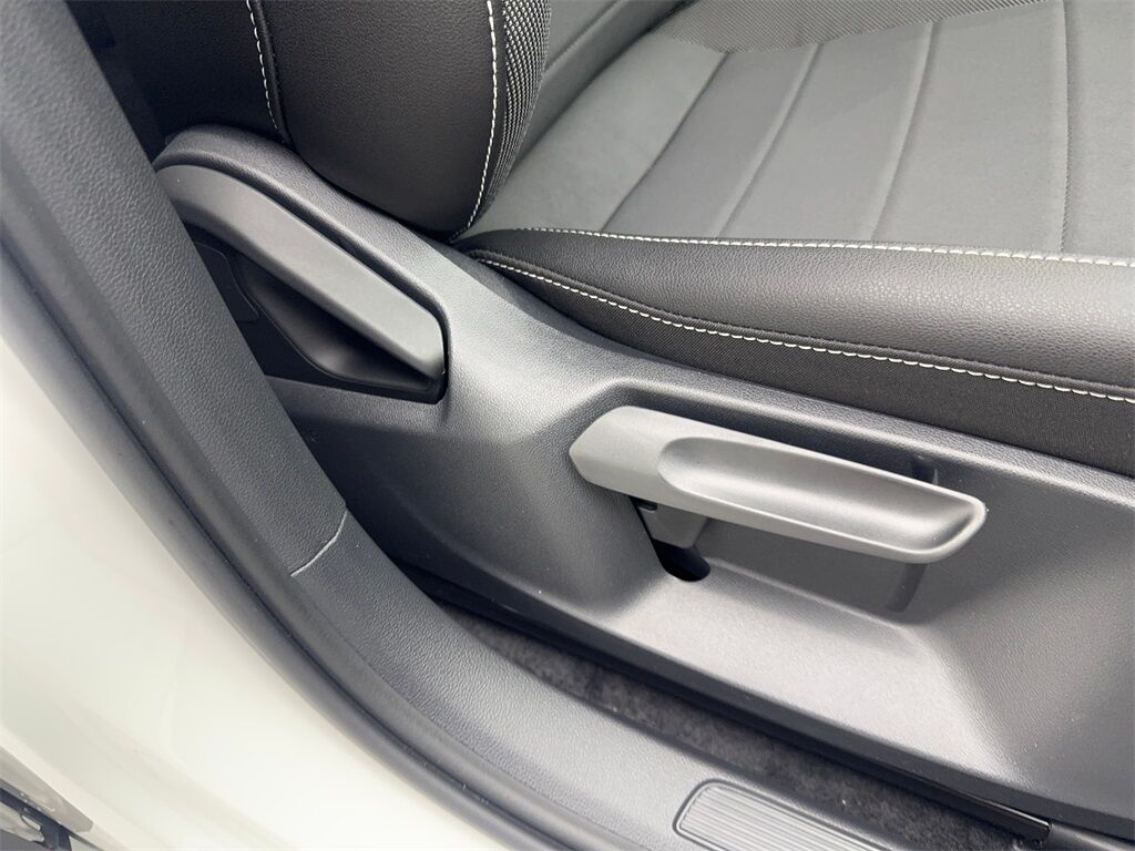 2024 Volkswagen Taos 1.5T SE CAM,PANO,HTD STS,BLIND SPOT,18&quot; WLS Irving TX