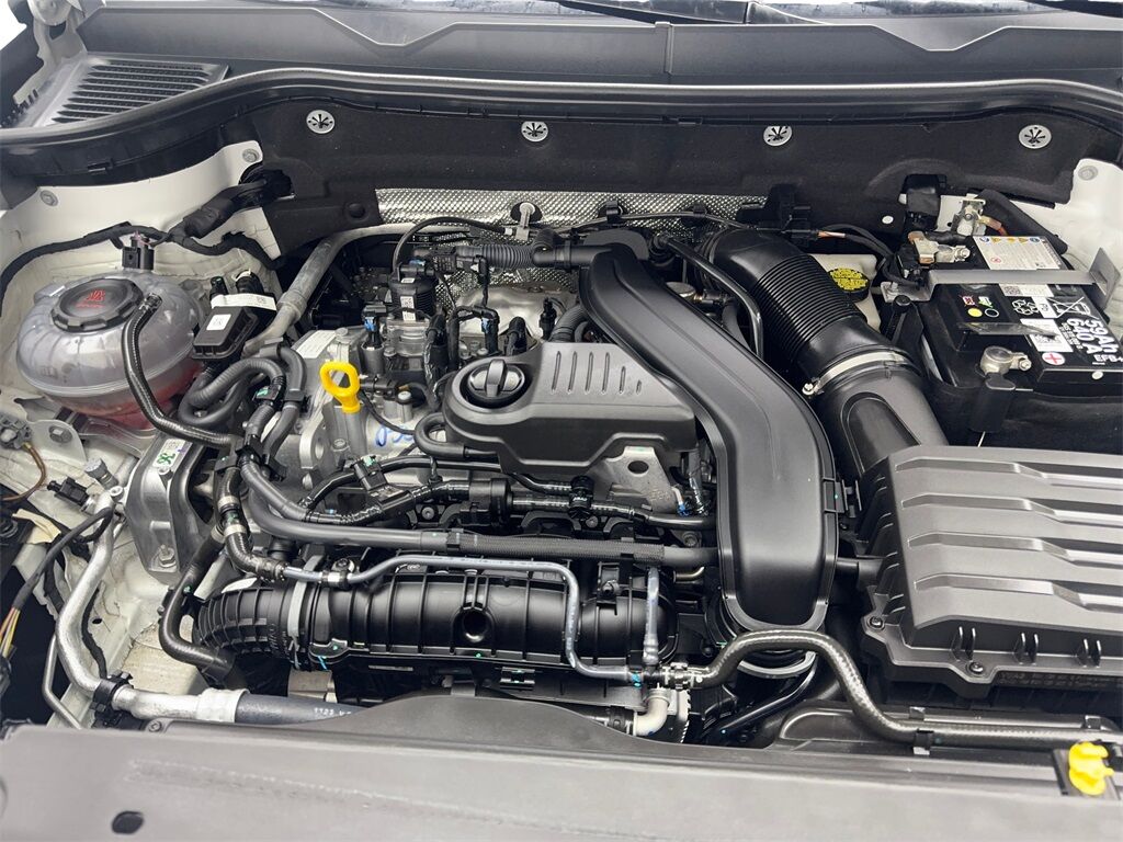 2024 Volkswagen Taos 1.5T SE CAM,PANO,HTD STS,BLIND SPOT,18&quot; WLS Irving TX
