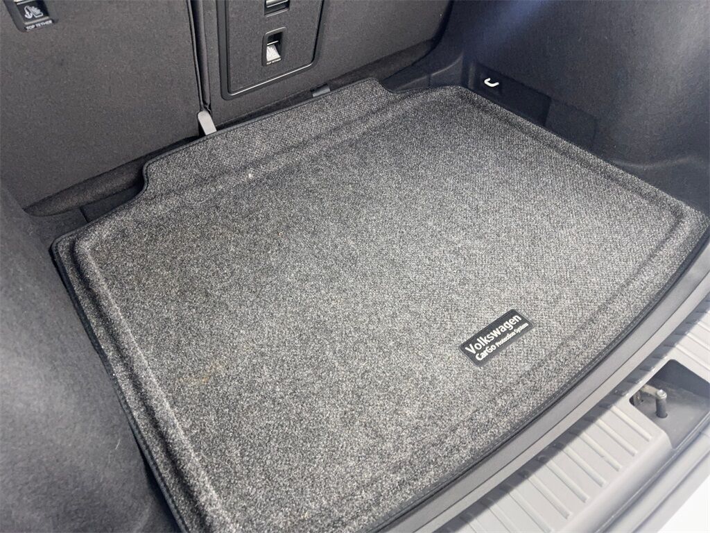 2024 Volkswagen Taos 1.5T SE CAM,PANO,HTD STS,BLIND SPOT,18&quot; WLS Irving TX