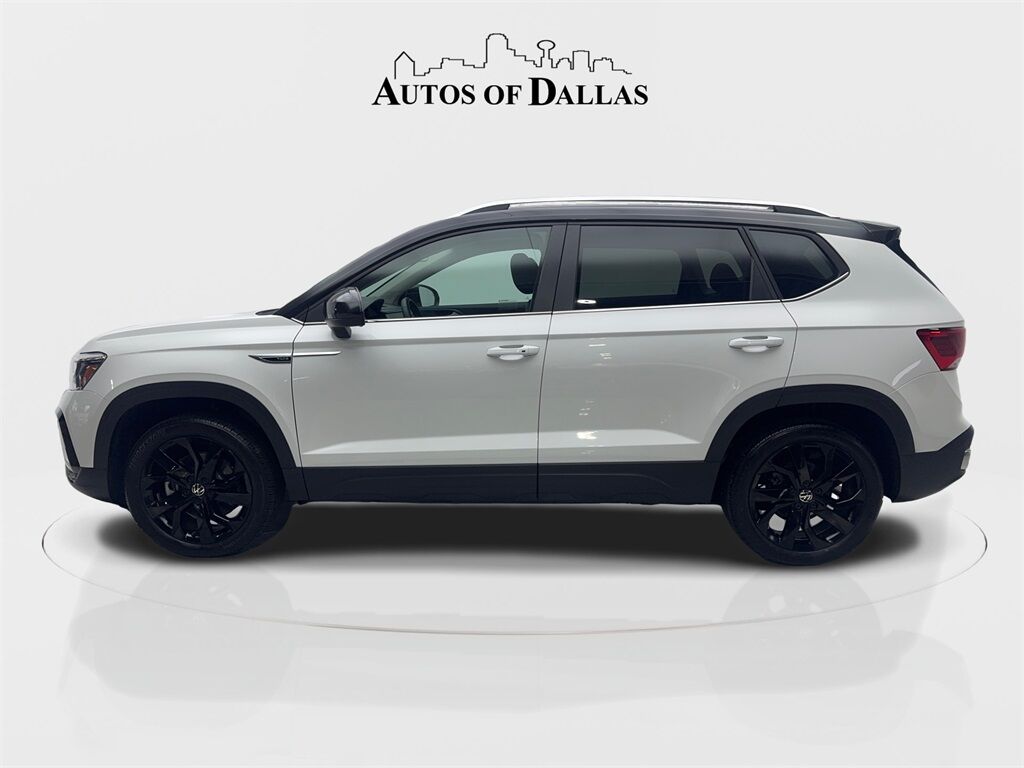 2024 Volkswagen Taos 1.5T SE CAM,PANO,HTD STS,BLIND SPOT,18&quot; WLS Irving TX