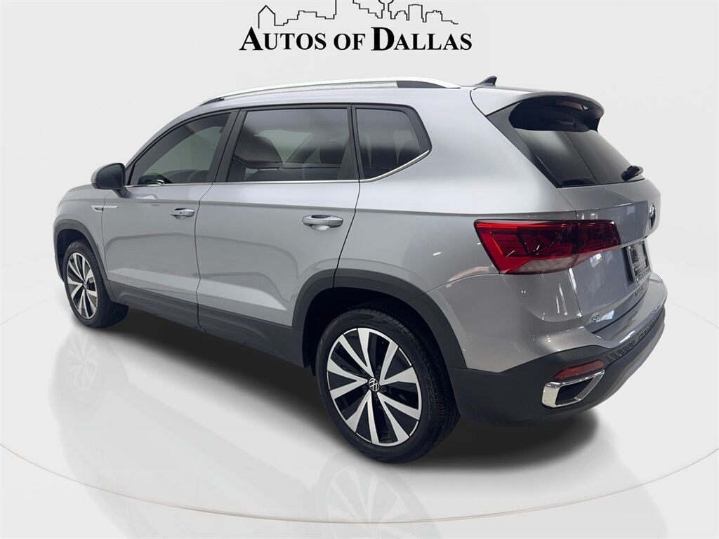 2024 Volkswagen Taos 1.5T SE CAM,PANO,HTD STS,BLIND SPOT,18&quot; WLS Irving TX