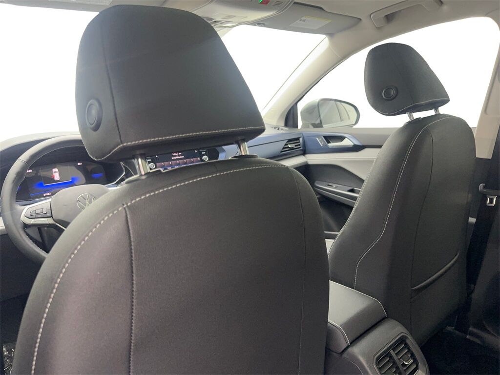 2024 Volkswagen Taos 1.5T SE CAM,PANO,HTD STS,BLIND SPOT,18&quot; WLS Irving TX