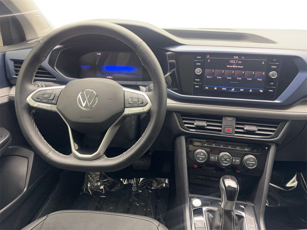 2024 Volkswagen Taos 1.5T SE CAM,PANO,HTD STS,BLIND SPOT,18&quot; WLS Irving TX