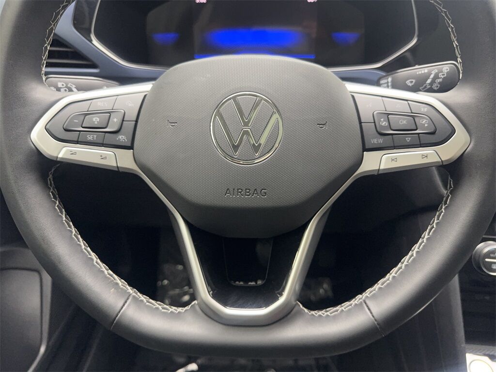 2024 Volkswagen Taos 1.5T SE CAM,PANO,HTD STS,BLIND SPOT,18&quot; WLS Irving TX