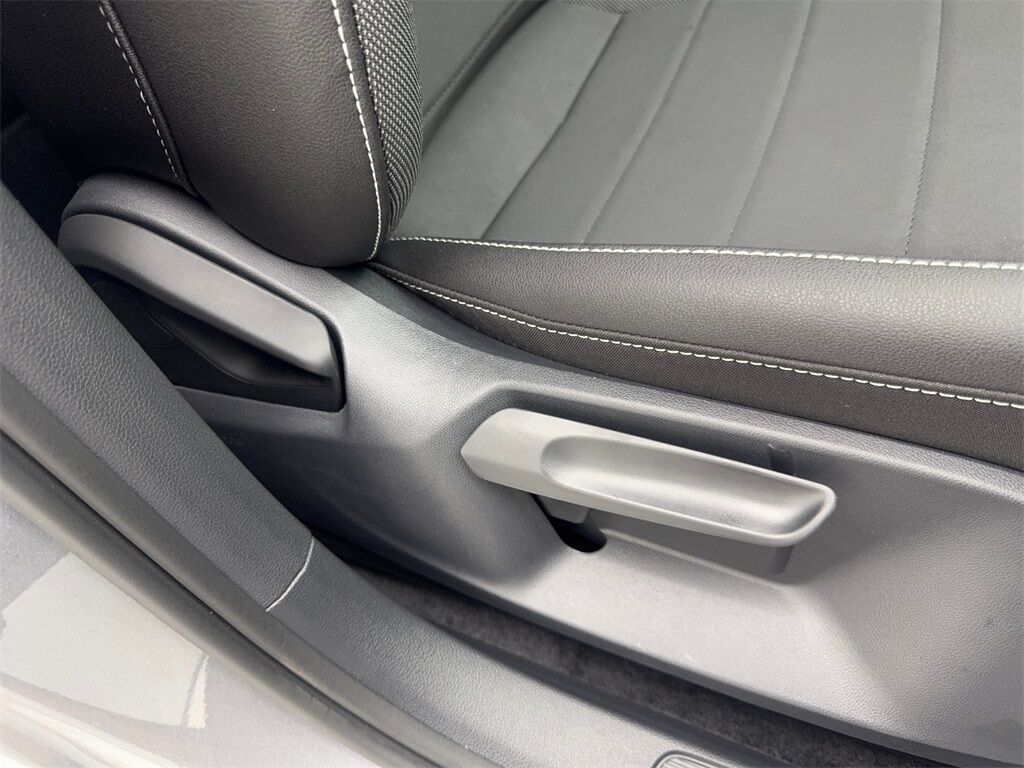2024 Volkswagen Taos 1.5T SE CAM,PANO,HTD STS,BLIND SPOT,18&quot; WLS Irving TX