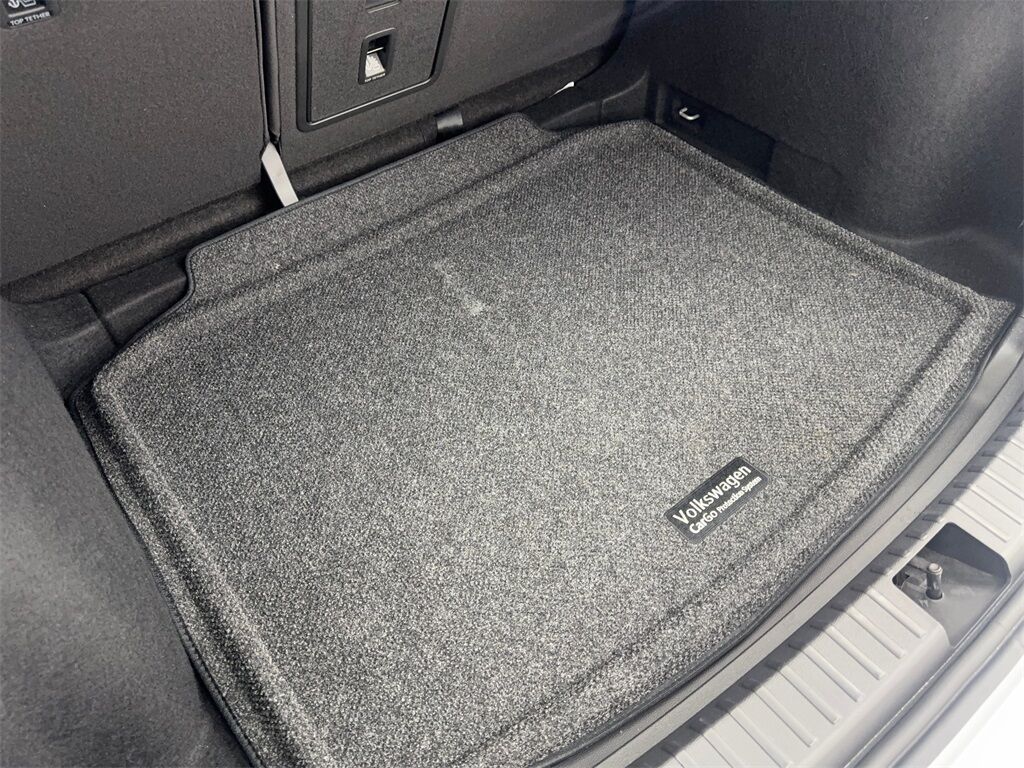 2024 Volkswagen Taos 1.5T SE CAM,PANO,HTD STS,BLIND SPOT,18&quot; WLS Irving TX