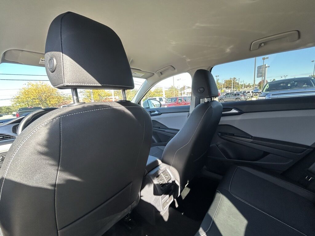 2024 Volkswagen Taos 1.5T SE Crestwood KY