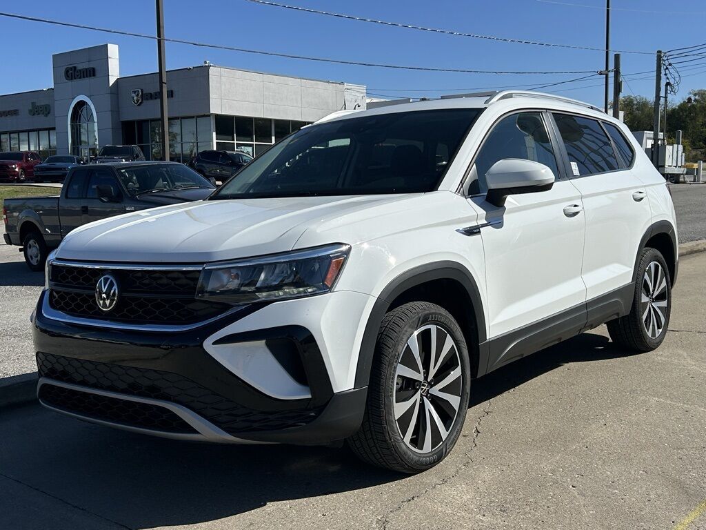 2024 Volkswagen Taos 1.5T SE Crestwood KY
