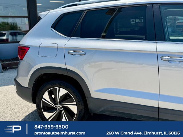 2024 Volkswagen Taos 1.5T SE Elmhurst IL