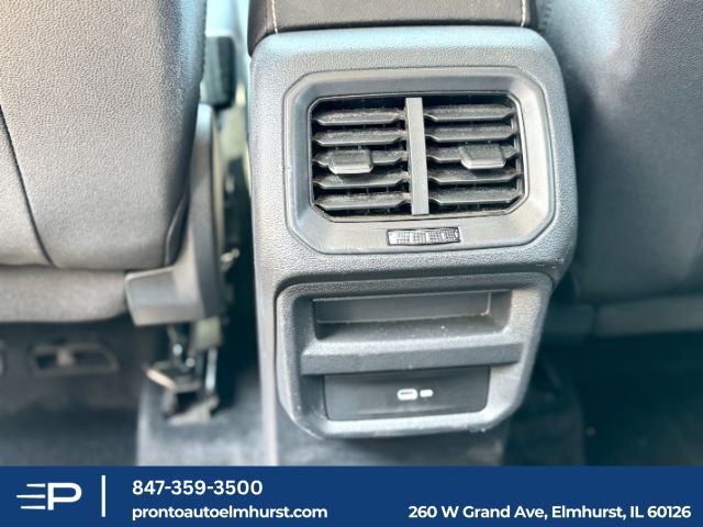 2024 Volkswagen Taos 1.5T SE Elmhurst IL