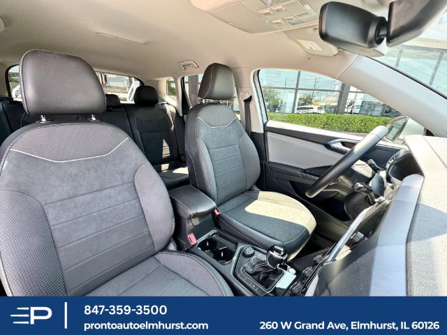 2024 Volkswagen Taos 1.5T SE Elmhurst IL