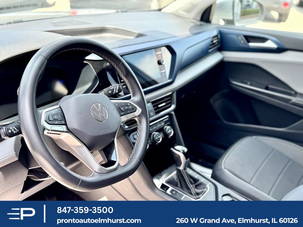 2024 Volkswagen Taos 1.5T SE Elmhurst IL