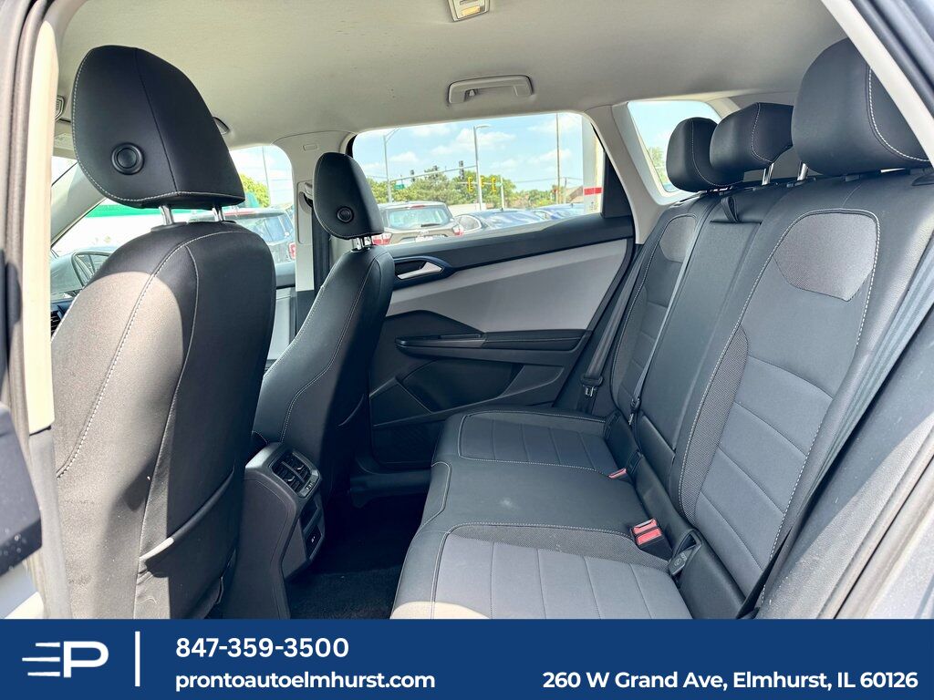 2024 Volkswagen Taos 1.5T SE Elmhurst IL