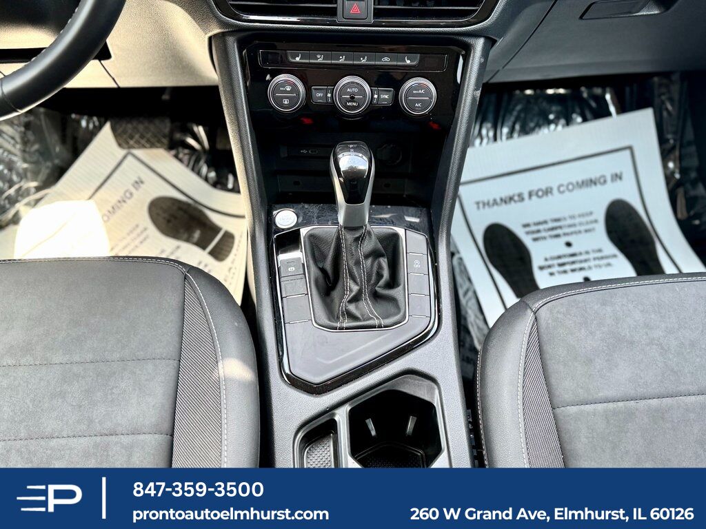 2024 Volkswagen Taos 1.5T SE Elmhurst IL