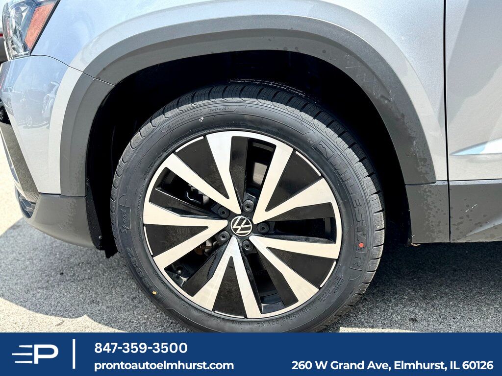 2024 Volkswagen Taos 1.5T SE Elmhurst IL