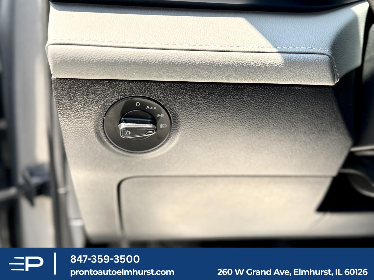 2024 Volkswagen Taos 1.5T SE Elmhurst IL