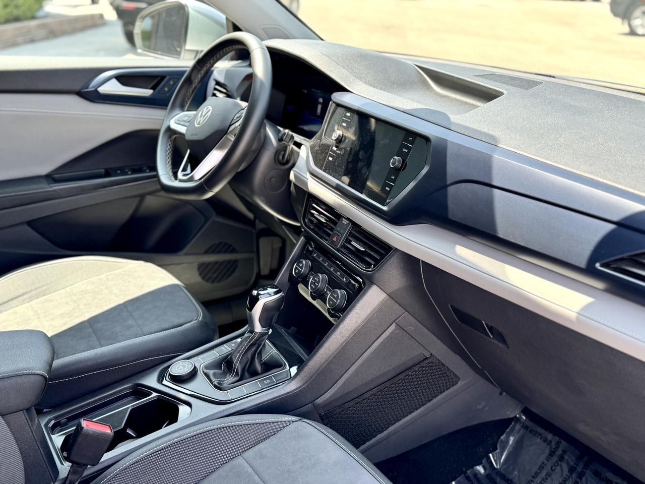 2024 Volkswagen Taos 1.5T SE Elmhurst IL