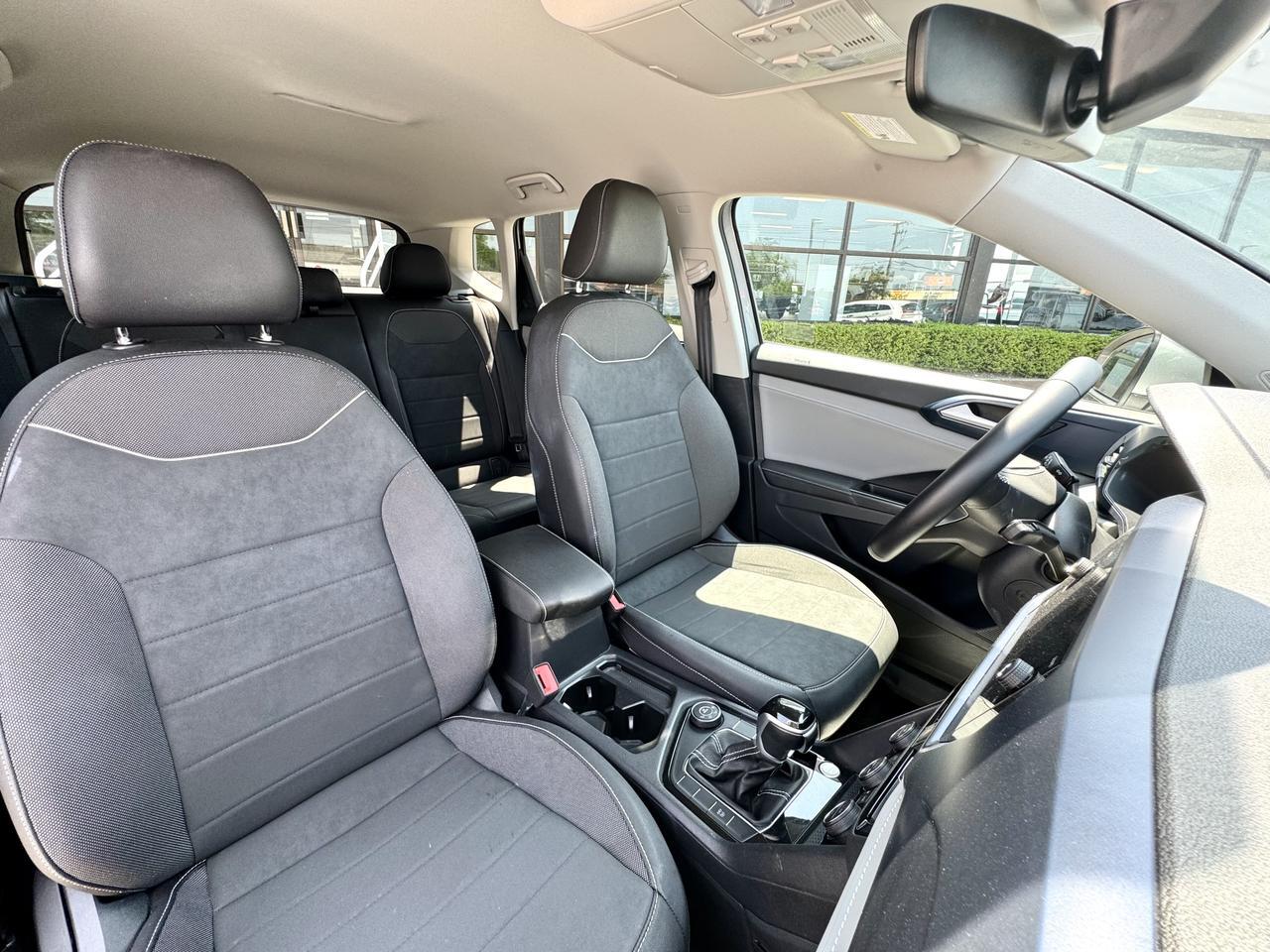 2024 Volkswagen Taos 1.5T SE Elmhurst IL