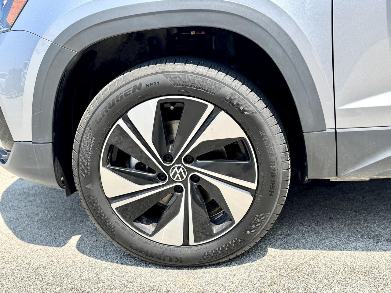 2024 Volkswagen Taos 1.5T SE Elmhurst IL