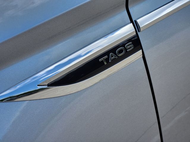 2024 Volkswagen Taos 1.5T SE Grapevine TX
