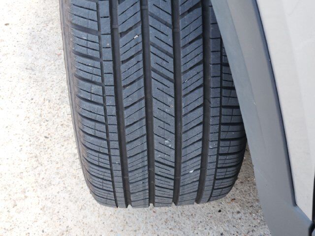 2024 Volkswagen Taos 1.5T SE Grapevine TX
