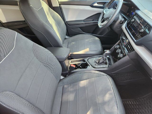 2024 Volkswagen Taos 1.5T SE Grapevine TX