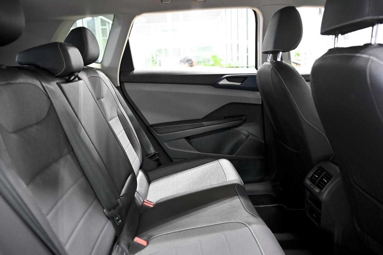 2024 Volkswagen Taos 1.5T SE Miami FL