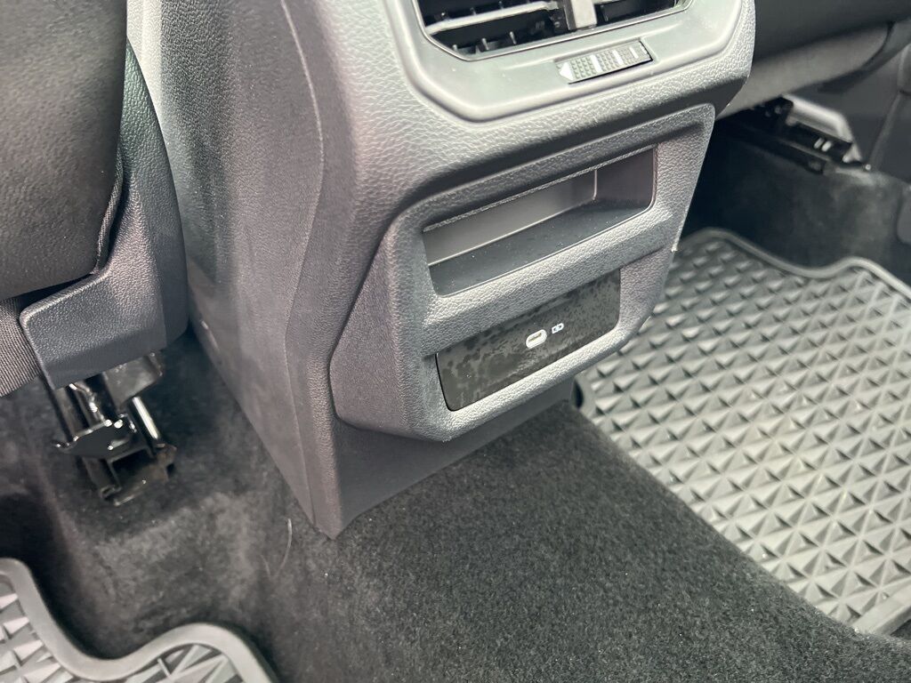 2024 Volkswagen Taos 1.5T SE Mount Joy PA