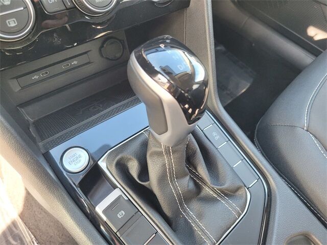 2024 Volkswagen Taos 1.5T SE Roseville CA