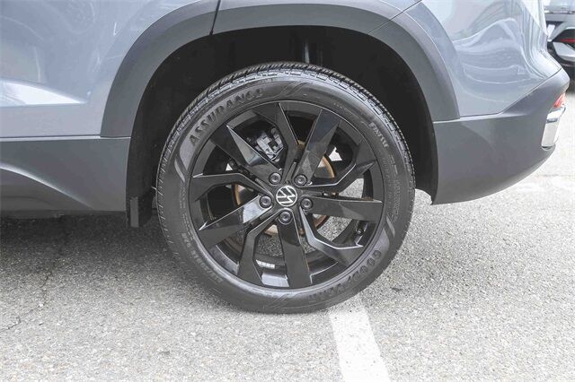 2024 Volkswagen Taos 1.5T SE Glendale CA