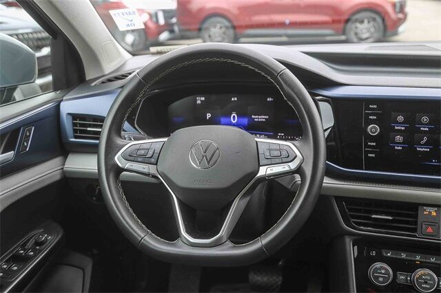 2024 Volkswagen Taos 1.5T SE Glendale CA