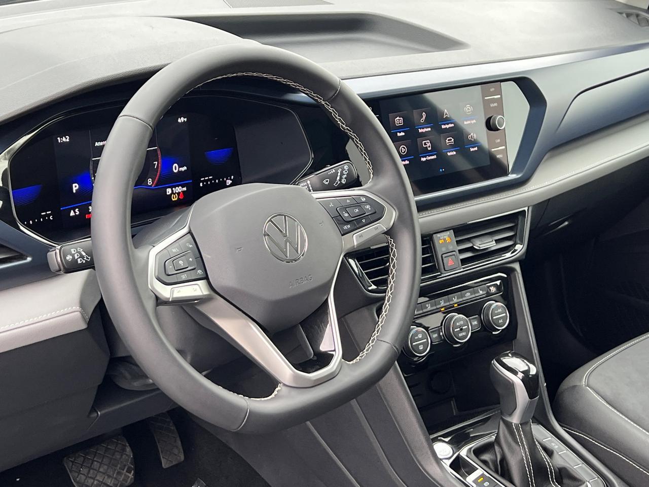 2024 Volkswagen Taos 1.5T SE Hagerstown MD