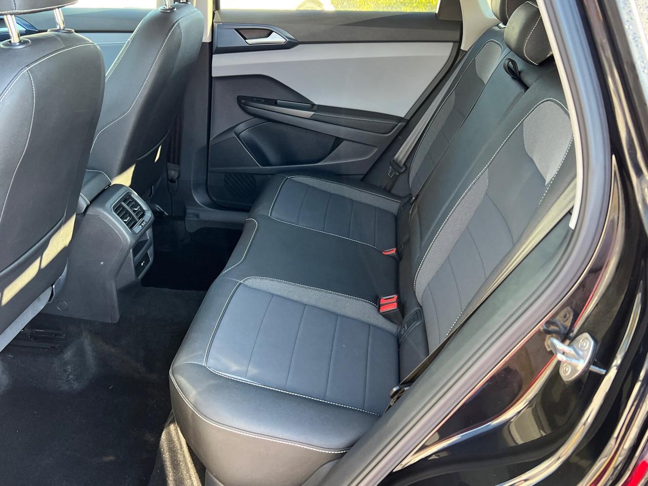 2024 Volkswagen Taos 1.5T SE Hagerstown MD