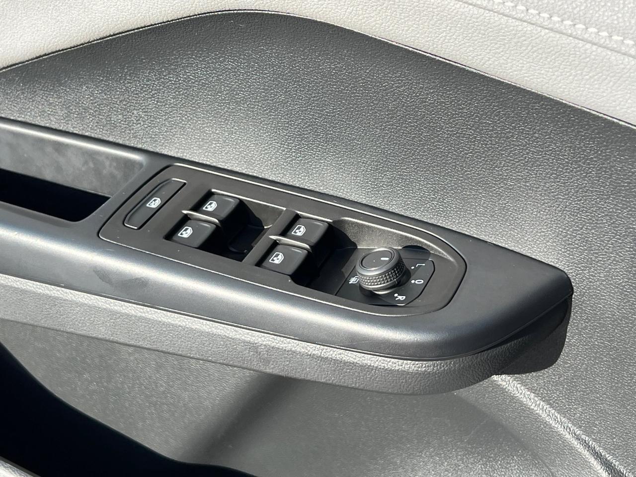 2024 Volkswagen Taos 1.5T SE Hagerstown MD