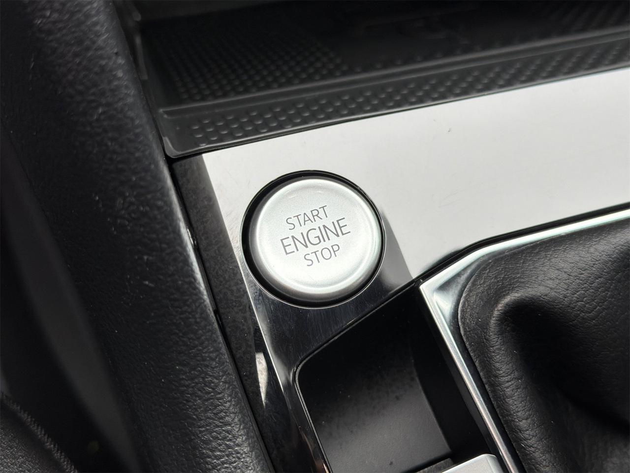 2024 Volkswagen Taos 1.5T SE Hagerstown MD