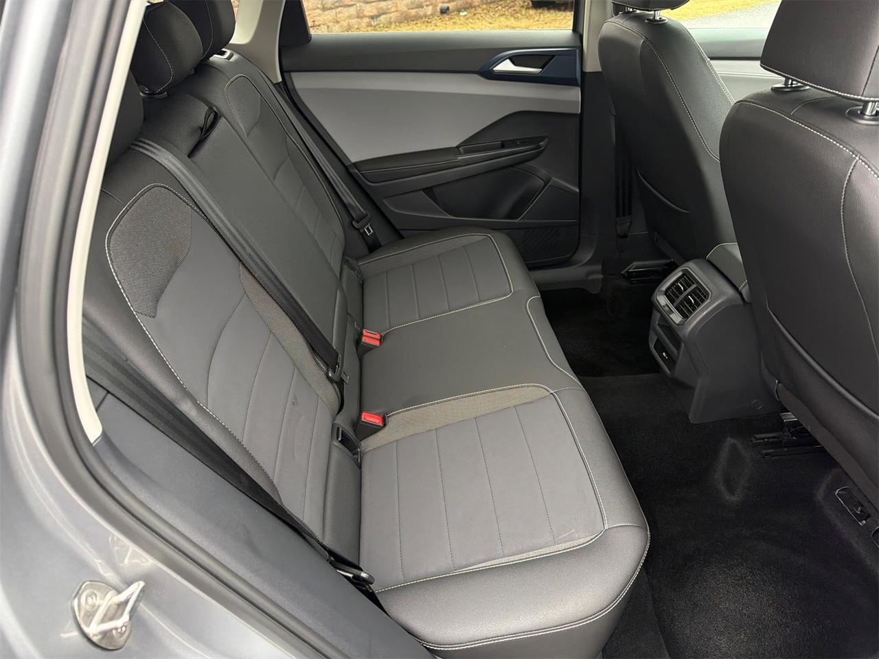 2024 Volkswagen Taos 1.5T SE Hagerstown MD