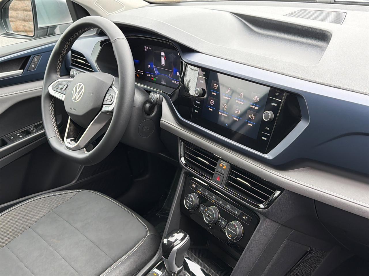 2024 Volkswagen Taos 1.5T SE Hagerstown MD