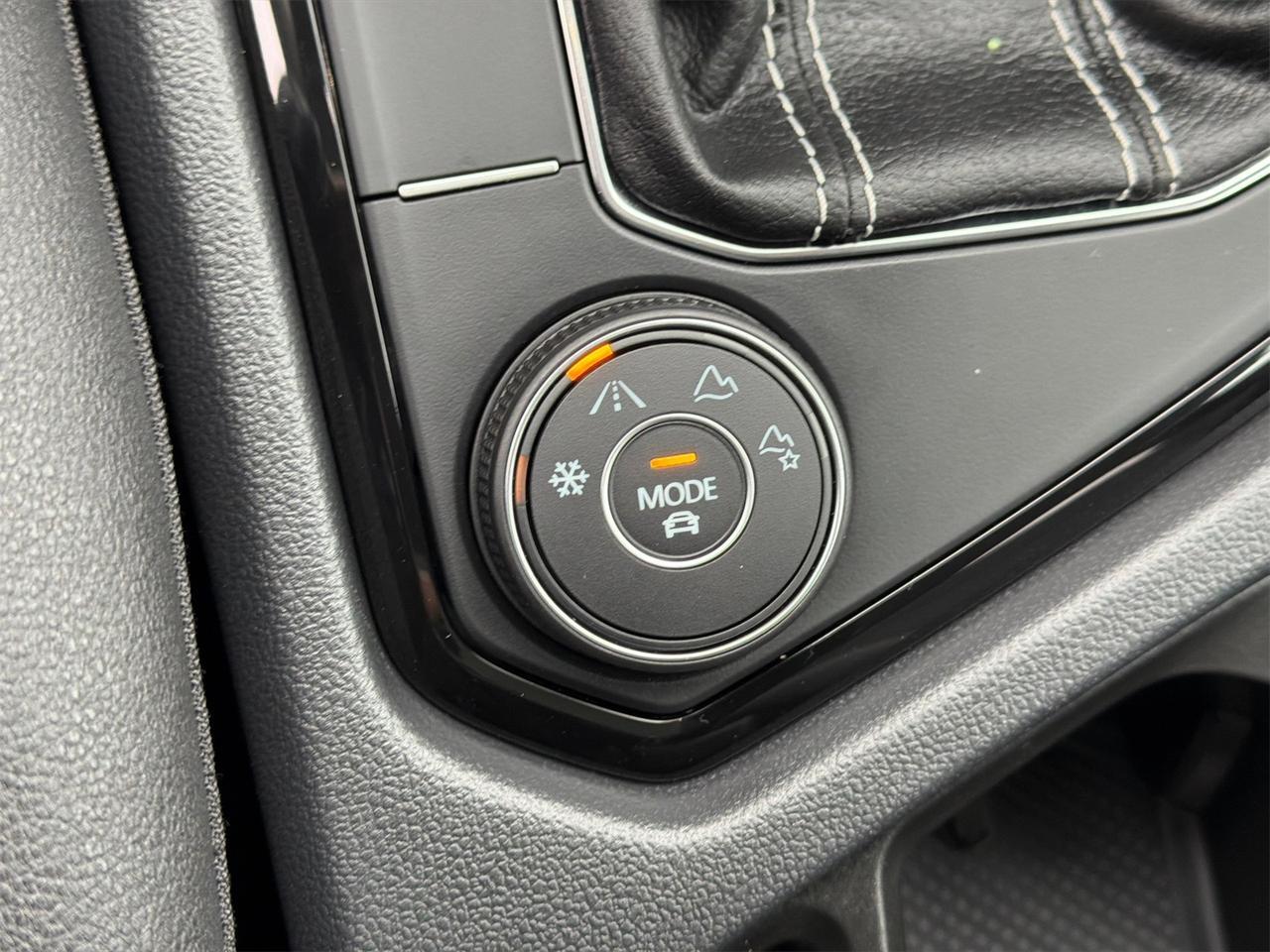 2024 Volkswagen Taos 1.5T SE Hagerstown MD