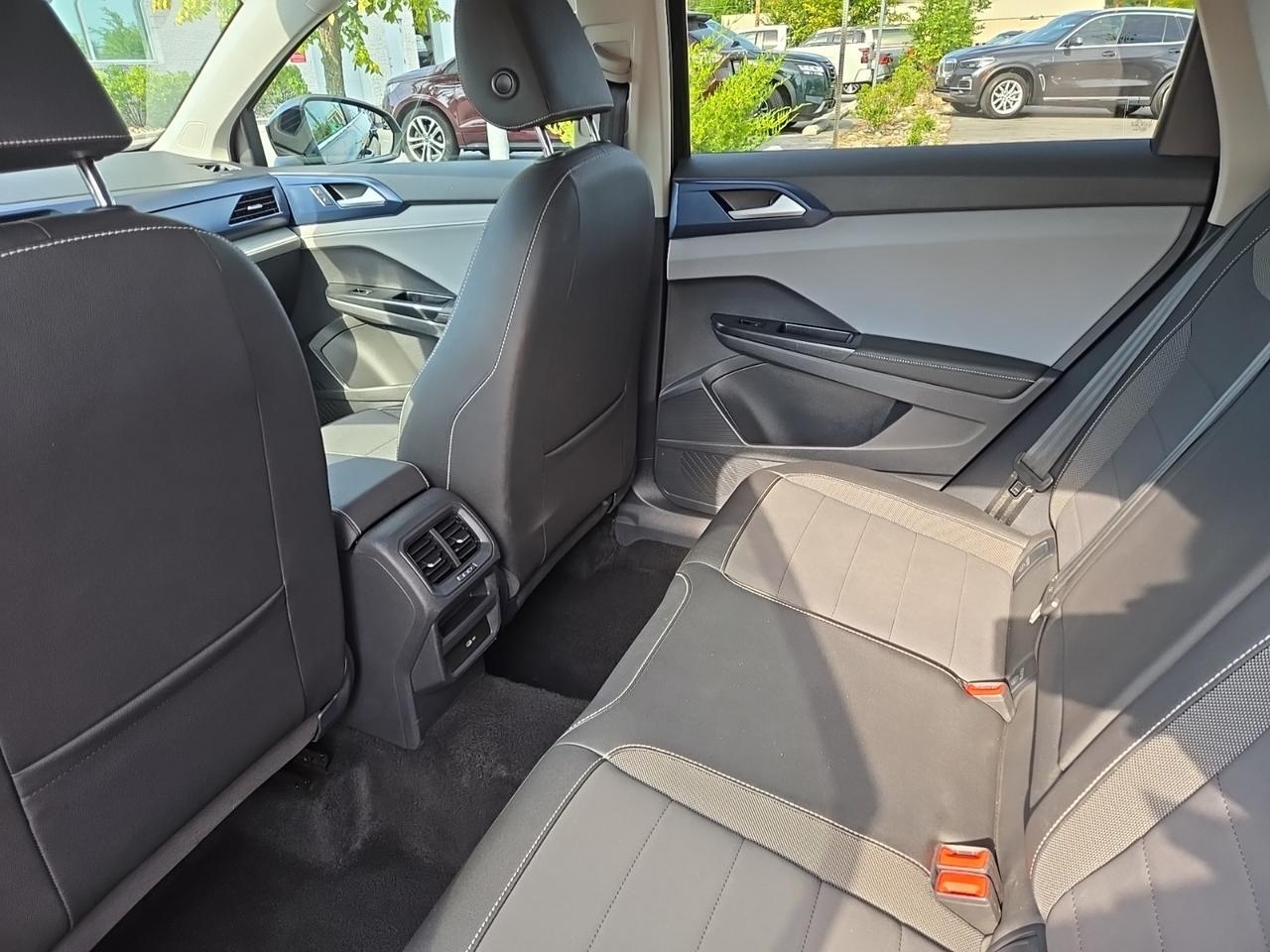 2024 Volkswagen Taos 1.5T SE Glen Burnie MD