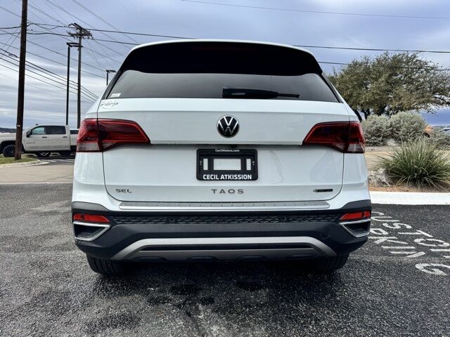 2024 Volkswagen Taos 1.5T SEL