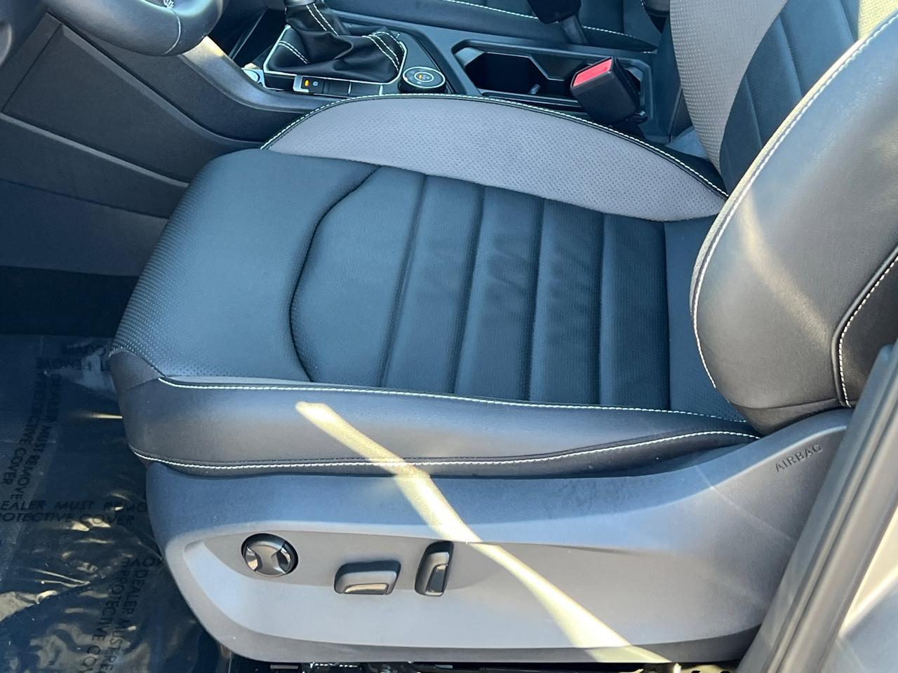 2024 Volkswagen Taos 1.5T SEL Hagerstown MD